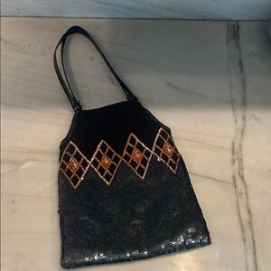 Chic Black and Gold Sequin Shoulder Bag